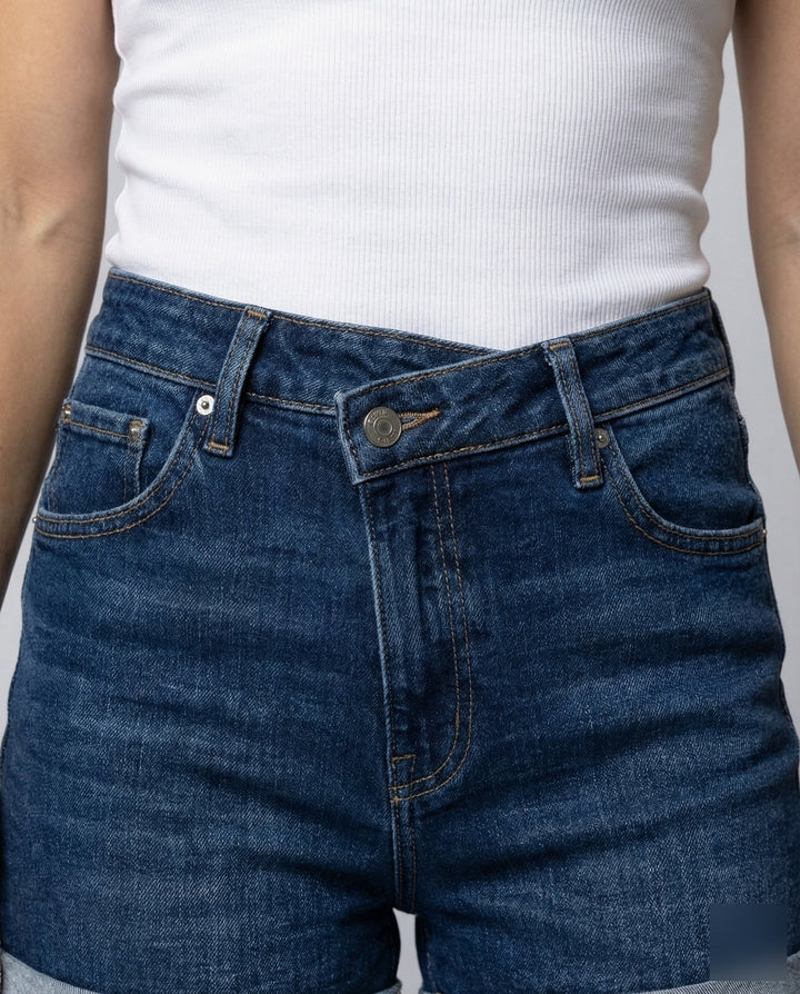 Product 15564306383178 - close_up_detail