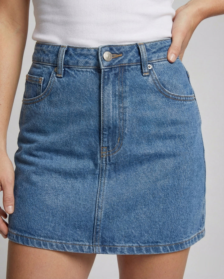 Product 15564312936778 - close_up_detail