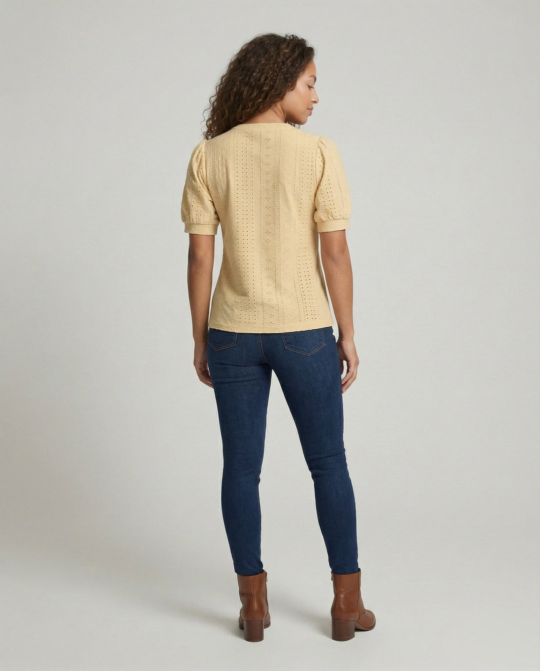 Product 15564317884746 - back_view