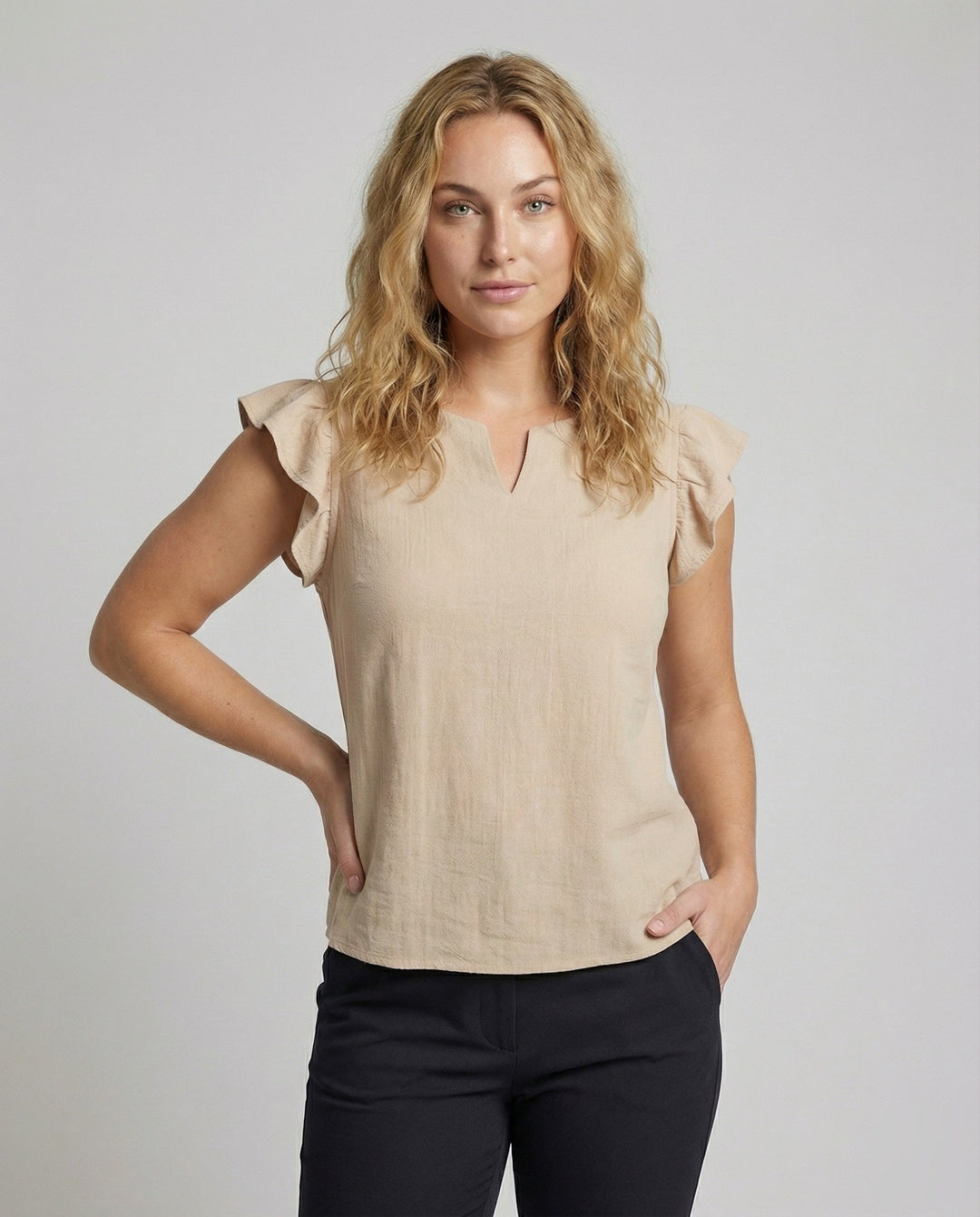 Product 15579289354570 - upper_body