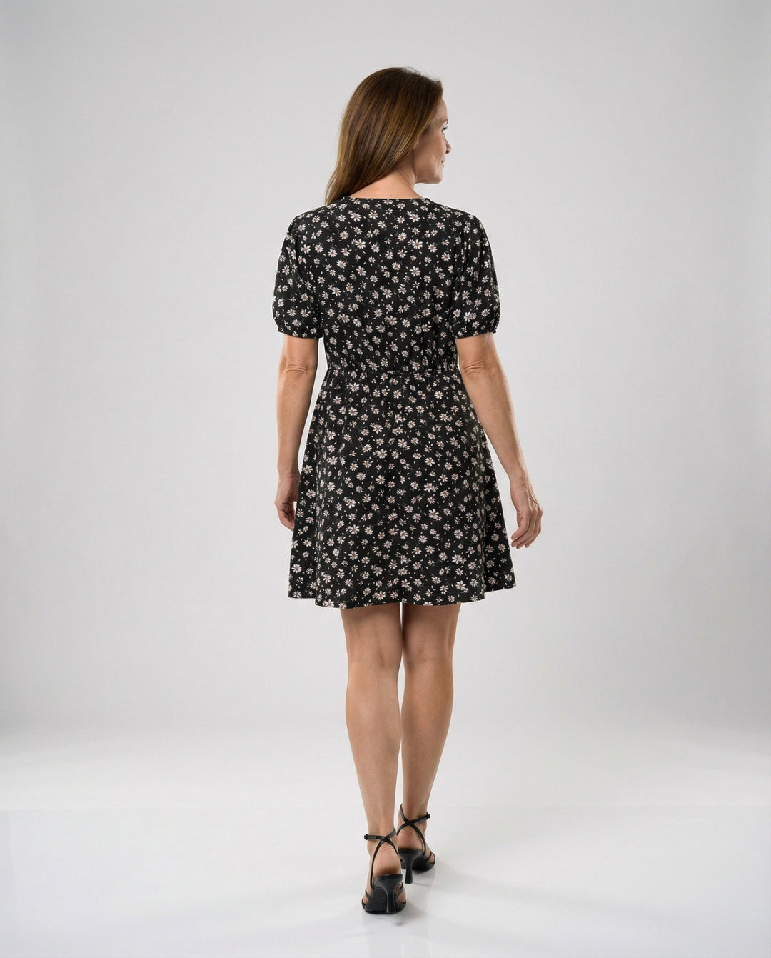 Ladies fitted mini dress with puff sleeves