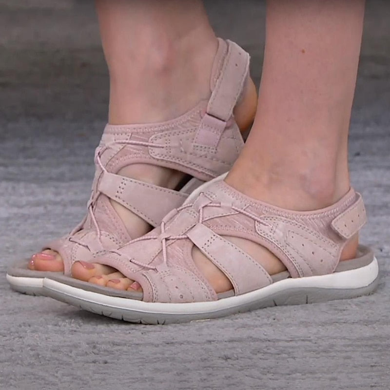 StylebySassy | Stylish, adjustable summer sandals with arch support