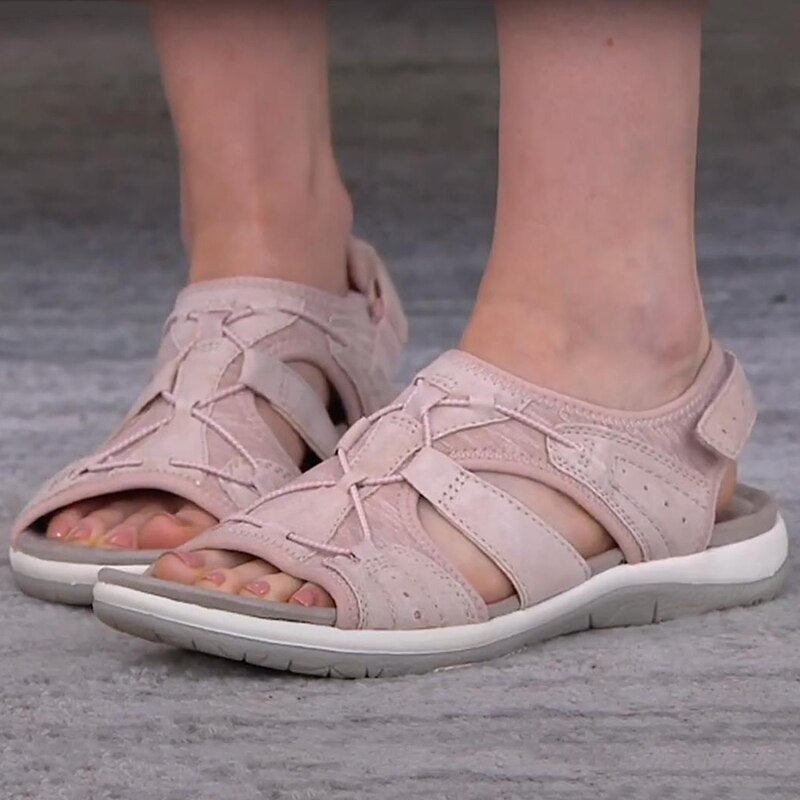 StylebySassy | Stylish, adjustable summer sandals with arch support