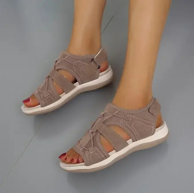StylebySassy | Stylish, adjustable summer sandals with arch support