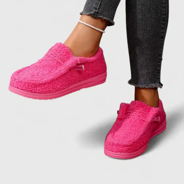 Women's Textured Loafer Slippers with Rounded Toe