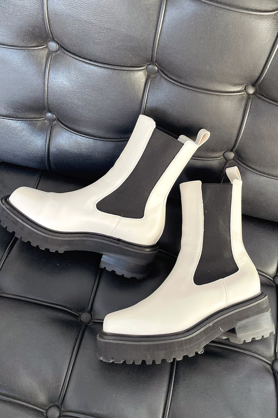 Women's Ankle Boots with Elastic Panel Sole