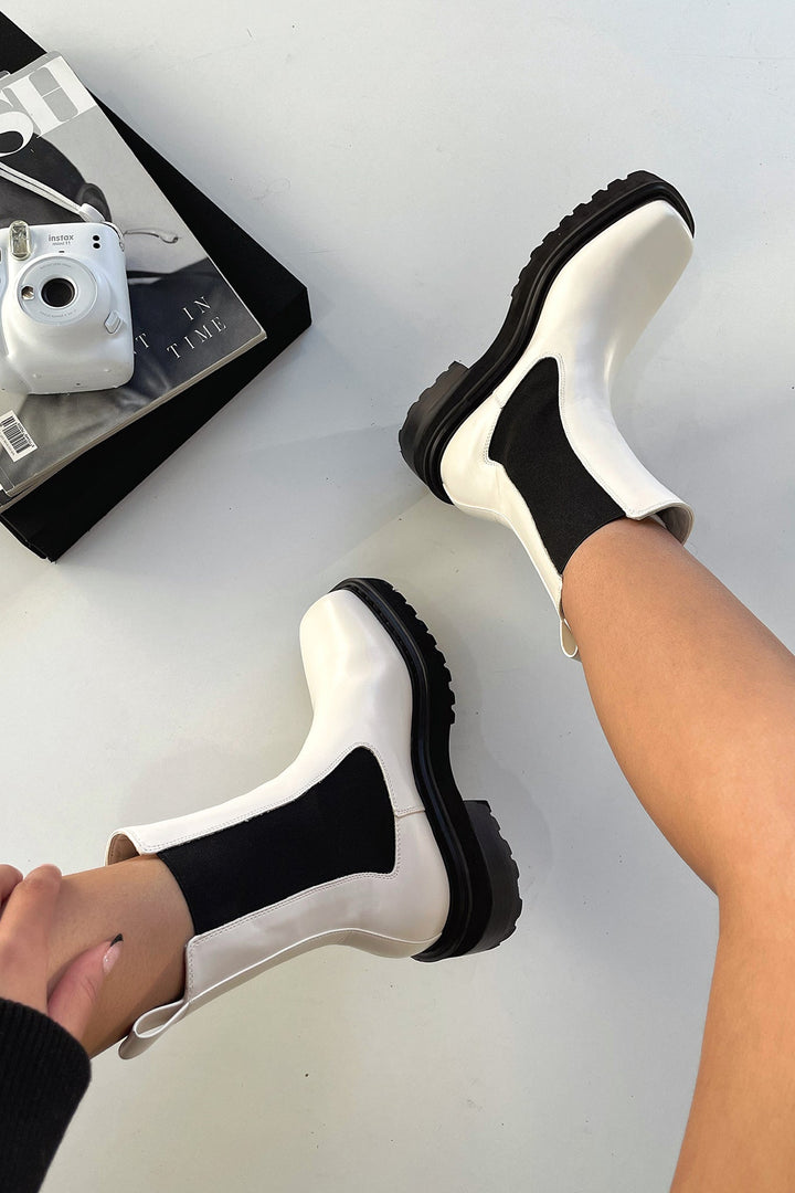 Women's Ankle Boots with Elastic Panel Sole