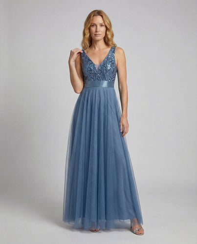 Ladies Ball Gown Tulle Skirt Embroidered Bustier