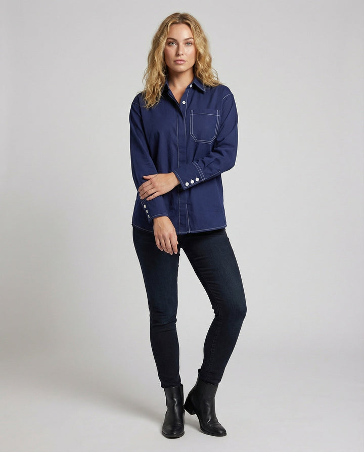Women's Short Sleeve Kent Blouse in Relax Fit