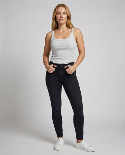 Ladies fitted ribbed tank top with round neck