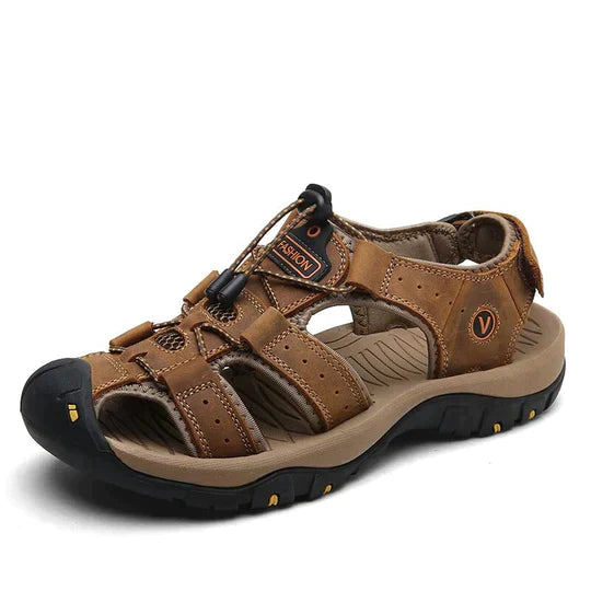 Dunkelbraun sandalen mit orthopädischem fußbett